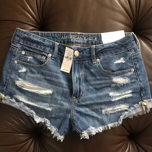 American eagle Tomgirl shortie shorts